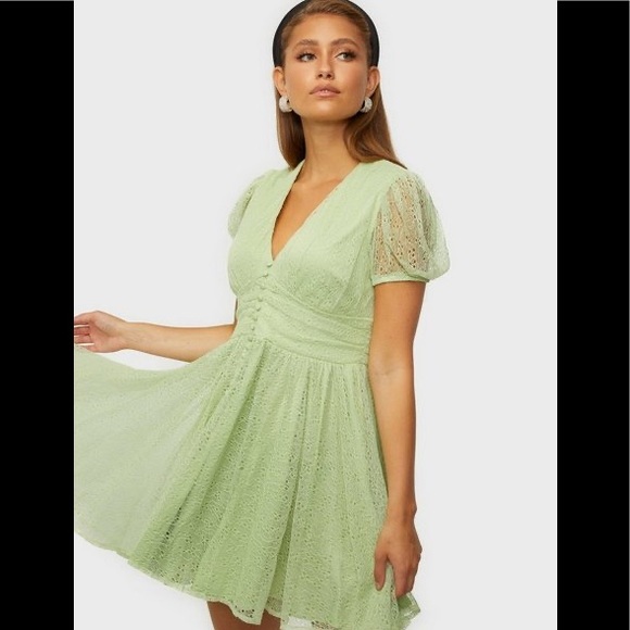 Bardot Dresses & Skirts - Bardot Bonnie Dress in Pistachio